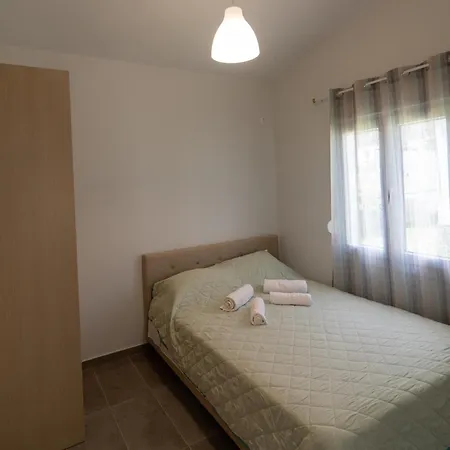 Anna's Agiakampos (Volos)